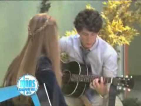 JONAS - Give Love a Try (Give Love a Try) (字幕) (JONAS - Give Love a Try (with Subtitles))