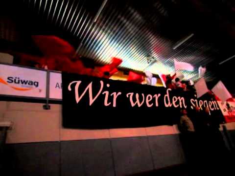 Ratinger Ice Aliens Fans in Neuwied Fahnen Intro 30.9.2012