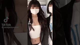 #美女 #可愛い #ヘソ出し