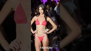 SWIMWEAR FASHION RUNWAY SHOW