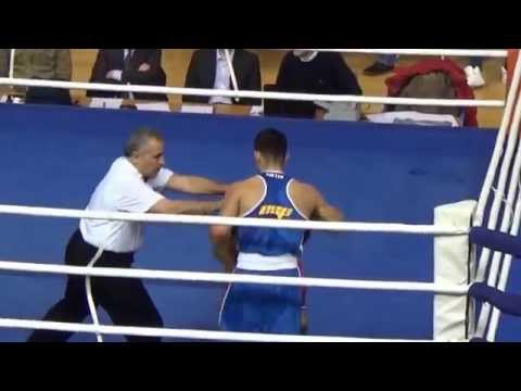 Boxing Zlatna rukavica 2015- finala do 64kg Gheorghe Nicnel(Rumunija)-Mendizabal Sebastian(Španija)