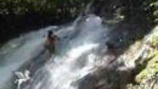 preview picture of video 'Cataratas Velo de las ninfas, Tingo María, Jumgla Exploration Perú'