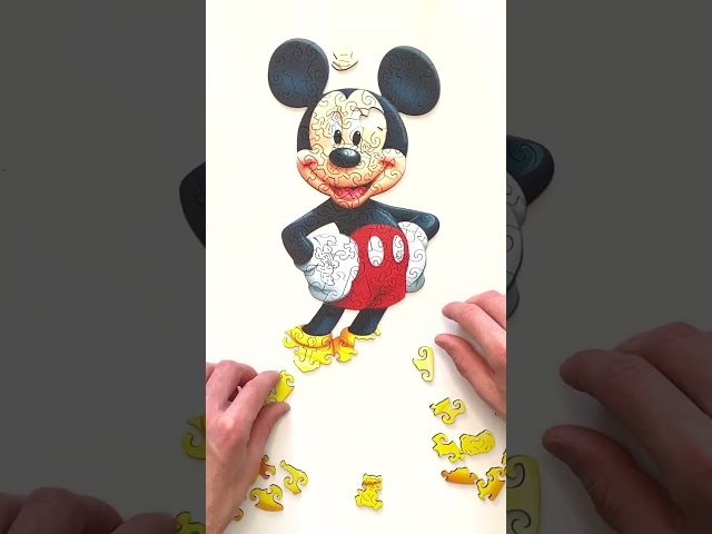 Vídeo relacionado con Educa - Mouse Disney Mickey and Friends. 2 Puzzles Infantiles de Madera de 50 Piezas. +4 años (18880)