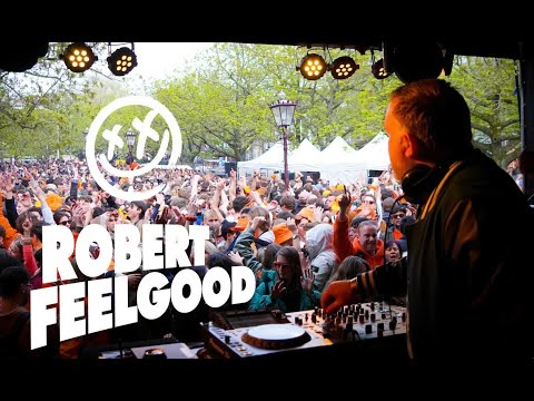 IAMM entertainment presents Robert Feelgood
