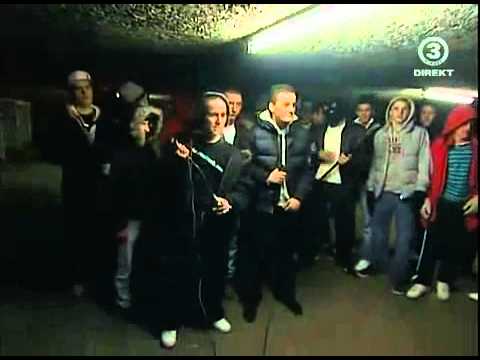 Emilush _ Caustic åtalade för såkallad snuthatarlåt