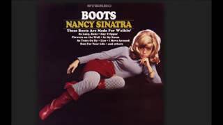 NANCY SINATRA Slams CNN   “WHY DO YOU LIE, CNN” Being MAD at DONALD TRUMP