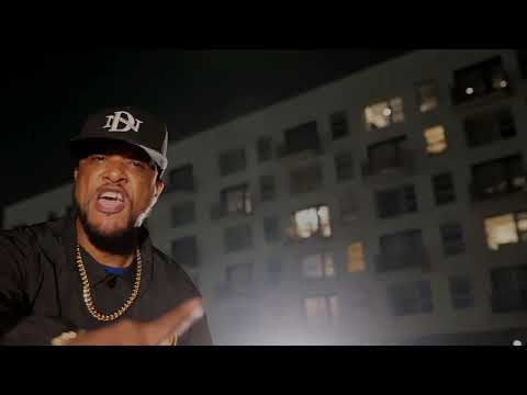 Cavie - Mic Checc (Official Video)