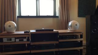 Video thumbnail for Devialet Silver Phantom Pair by HiFi Lounge