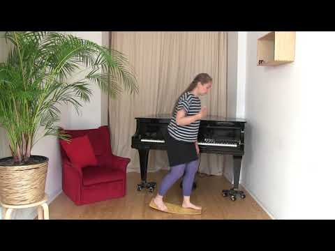 44. Stimmsinn - Üben mit dem Schwingbrett vorwärts und rückwärts