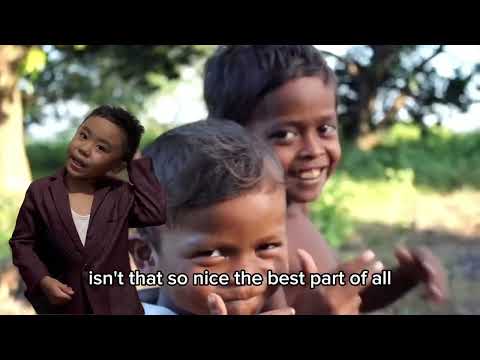 Jhayze reporting the beauty of the Philippines