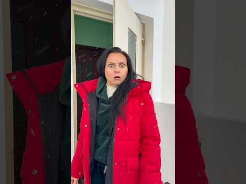 Зима не перестает удивлять! 😂 Смешное видео. #shorts