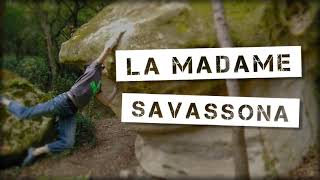 Video thumbnail of La Madame, 8a+ (low). Savassona