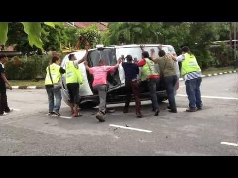 How to turn over an over turned car.