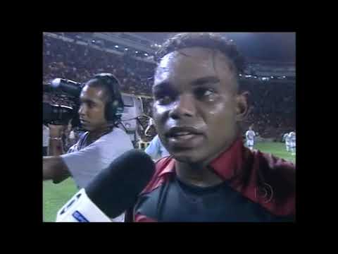 CARLINHOS BALA NO INTERVALO DA FINAL DA COPA DO BRASIL 2008   "NÃO É HORA DE FALAR NADA"