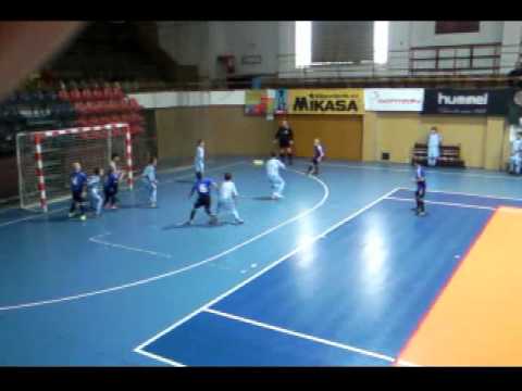 Futbal goly FA  - Vajnory  3:0
