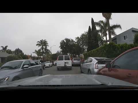 HIT AND RUN! Ford VS BMW, Female driver in Los Angeles 🤭