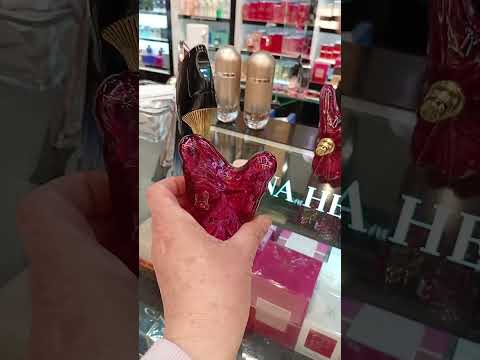 testeando la bomba de Carolina Herrera en mall plaza Maule Talca