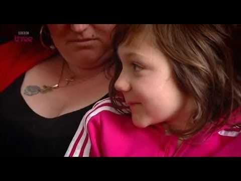 Young Dumb and Living Off Mum - s03 e6