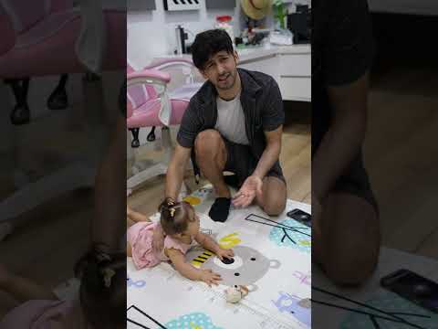 Cuando la bebe bo gatea🤣😍