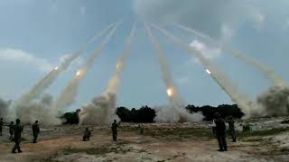 Download lagu Latihan Menembak Sistem Roket Lancar Berganda menggunakan ASTROS mp3 Download lagu Latihan Menembak Sistem Roket Lancar Berganda menggunakan ASTROS mp3