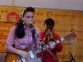 Kitty, Daisy & Lewis - (Baby) hold me tight ...