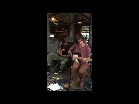 El Segundo and Full circle (Half moon run) live