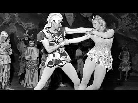 Melinda Kerstein on materials and construction techniques // Chagall: Fantasies for the Stage