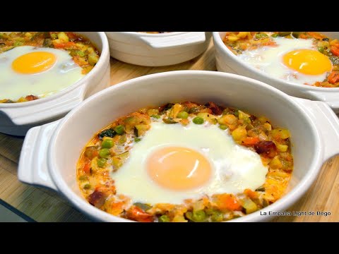 Huevos Al Plato  Receta Fácil Ligera y Tradicional. Truco de cómo hornear el huevo queda muy cremoso