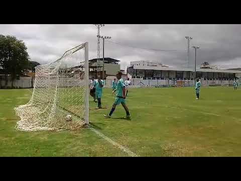 Golaço de cobertura do Tupi contra o Social