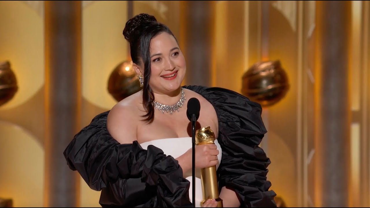 Lily Gladstone Wins Best Female Actor – Motion Picture – Drama I 81st Annual Golden Globes thumnail