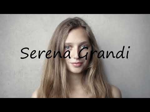 How to pronounce Serena Grandi in English?