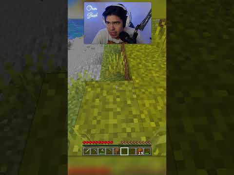OmarSmosh - Minecraft BUT I CAN'T SEE THE COLOR PINK *Easy* #shorts