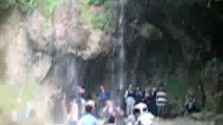 preview picture of video 'Asiyeb Khurabe Spring and Picnic Area Waterfalls'