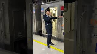 Download lagu Semboyan 41 Kondektur Kereta Api Turangga mp3 Download lagu Semboyan 41 Kondektur Kereta Api Turangga mp3