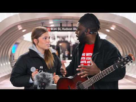 Australian Girl Sings in the NYC Subway for the First Time