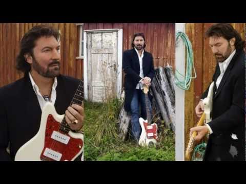 Arne Benoni - "Detroit City"  ((Remix))