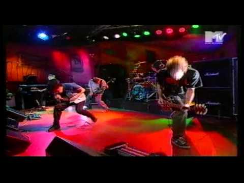 download lagu mp3 mp4 Digging The Grave Live, download lagu Digging The Grave Live gratis, unduh video klip Digging The Grave Live