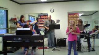 Marion Shelby singing Martina McBride&#39;s Wrong Baby Wrong with a band