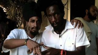 Jahman Ft. Sizzla Kolanji - Jump For Joy