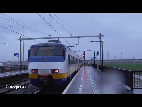 Sprinter trein op Lansingerland Zoetermeer, NS SGMm en SNG