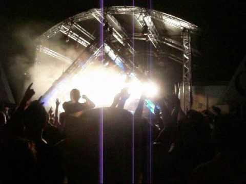 Future Music Festival 2010 Melbourne - Above & Beyond epic set!