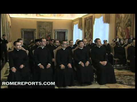 El Papa pide a seminaristas ayuda para la nueva evangelización
