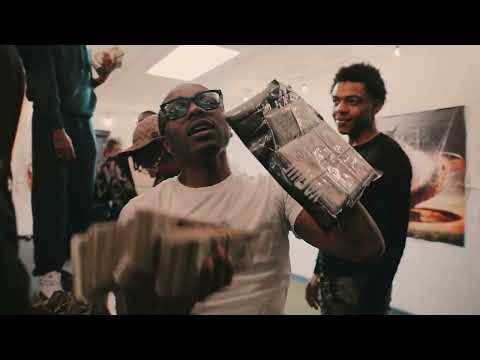 P4everlit and Big Celly