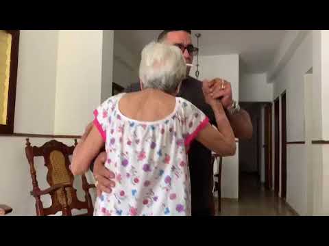 Abuela cubana de nuevo, ahora con casi 97 años.