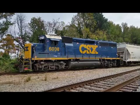 [CSX]6038 GP40-2 Leads F936-08 Through Fayetteville NC With Small Cut Of Cars