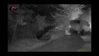 scaricano-e-incendiano-rifiuti-nelle-campagne-multe-e-denunce-video