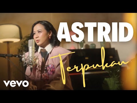 Astrid - Terpukau (Live Session)