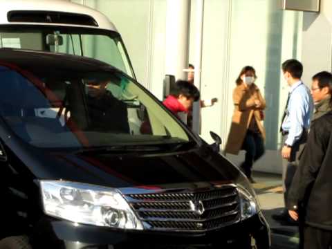 Hwanhee at Airport 24 Dec 2009
