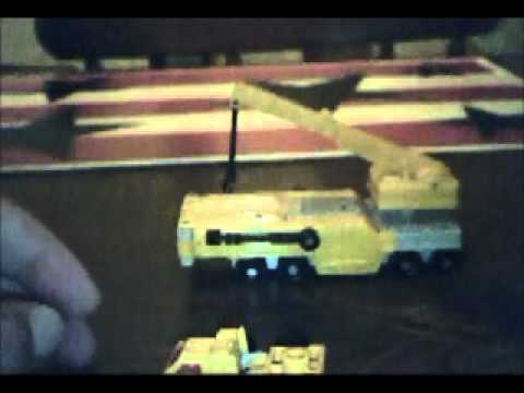 Chuck's Reviews Transformers G1 Micromaster Erector