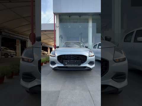 Suzuki Swift Lxi Silver 2025